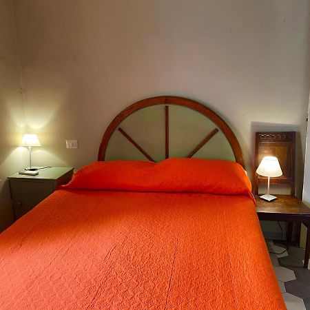 Panzani 14 Touristhouse Hotel Montespertoli Bagian luar foto