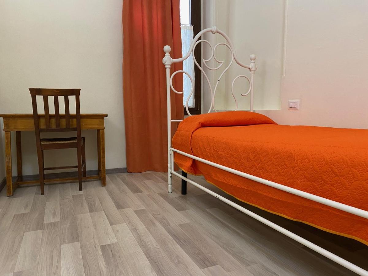 Panzani 14 Touristhouse Hotel Montespertoli Bagian luar foto
